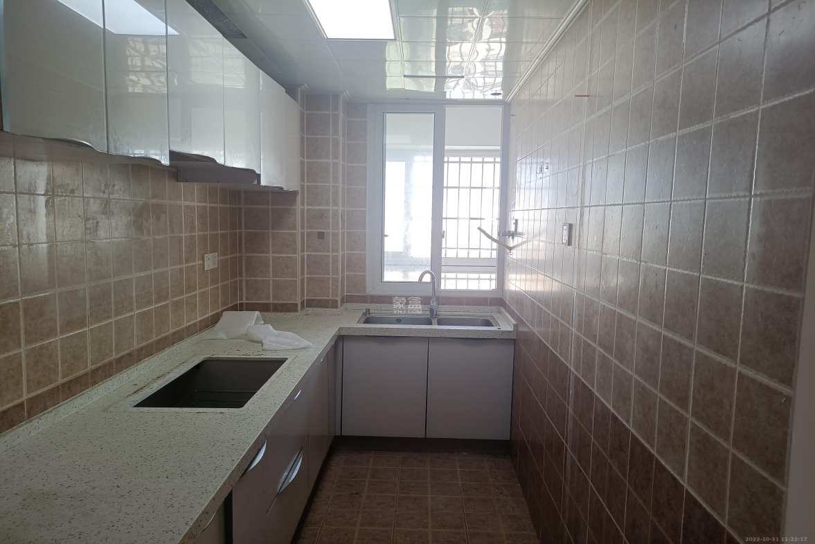 长房凤凰佳园 0室0厅0卫 1500.0元/月 长房凤凰佳园 0室0厅0卫 1500.0元/月室内图