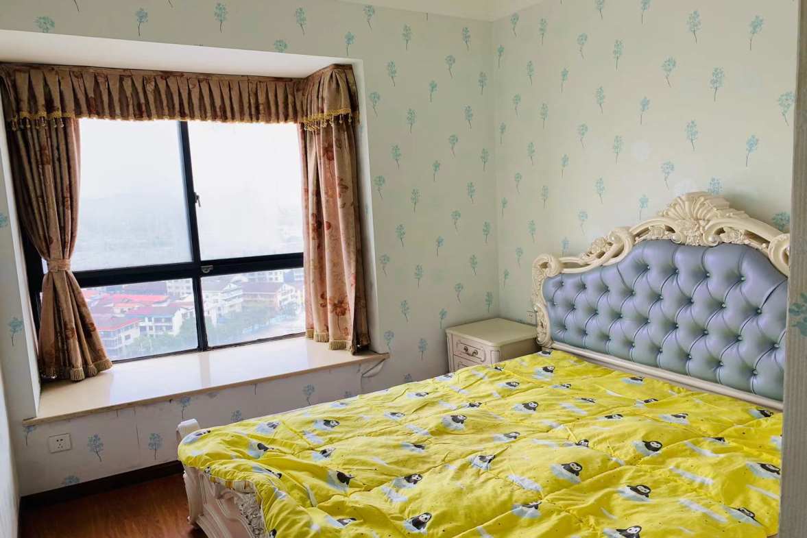 雅林春晓 2室2厅1卫 2000.00元/月 雅林春晓 2室2厅1卫 2000.00元/月室内图