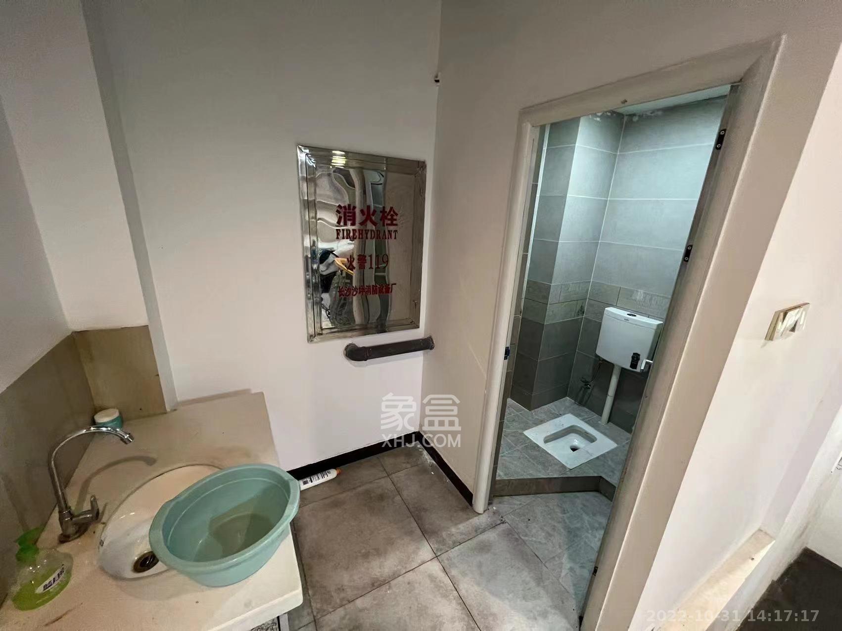 恒大国际广场   103.64㎡      5500.0元/月室内图