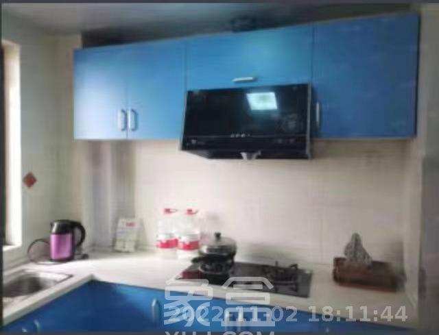 上海城小区  4室2厅2卫    2700.0元/月室内图