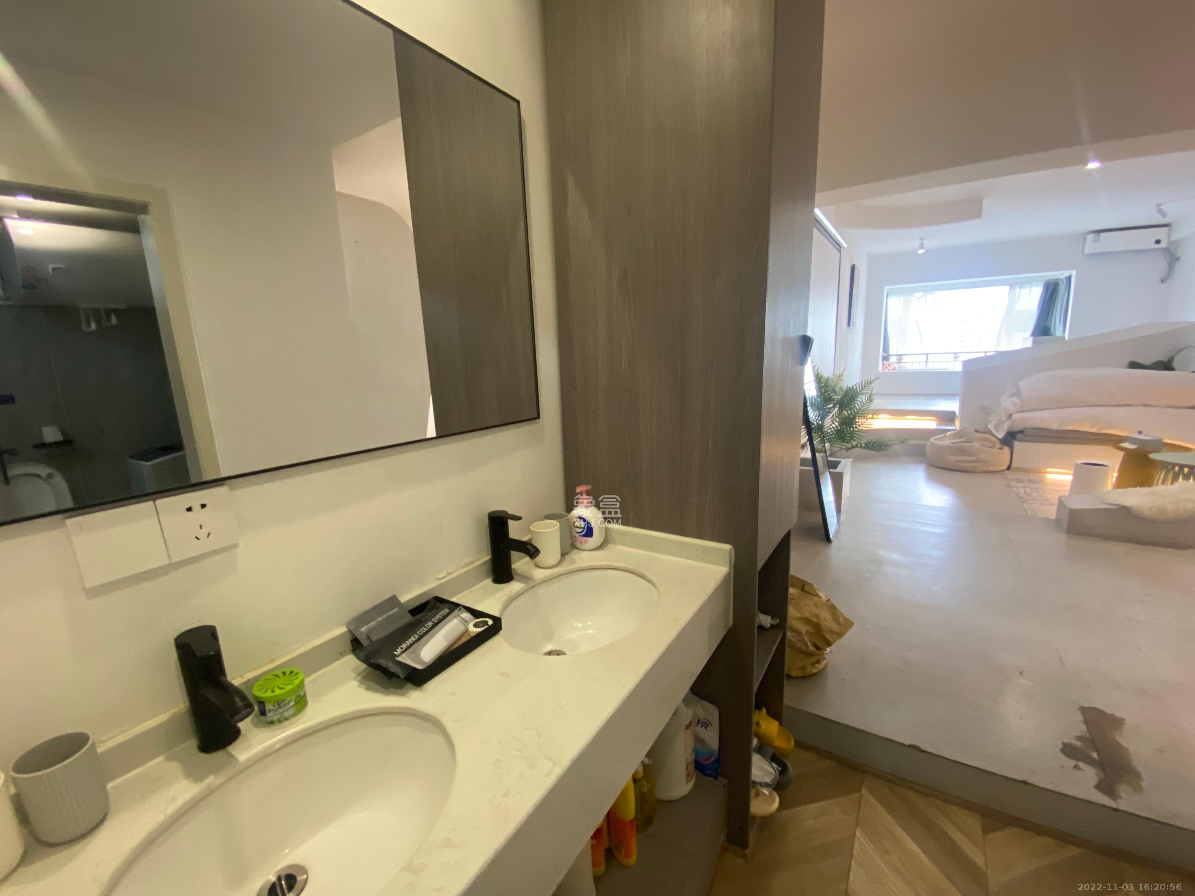 BOBO国际 0室0厅0卫 2900.0元/月