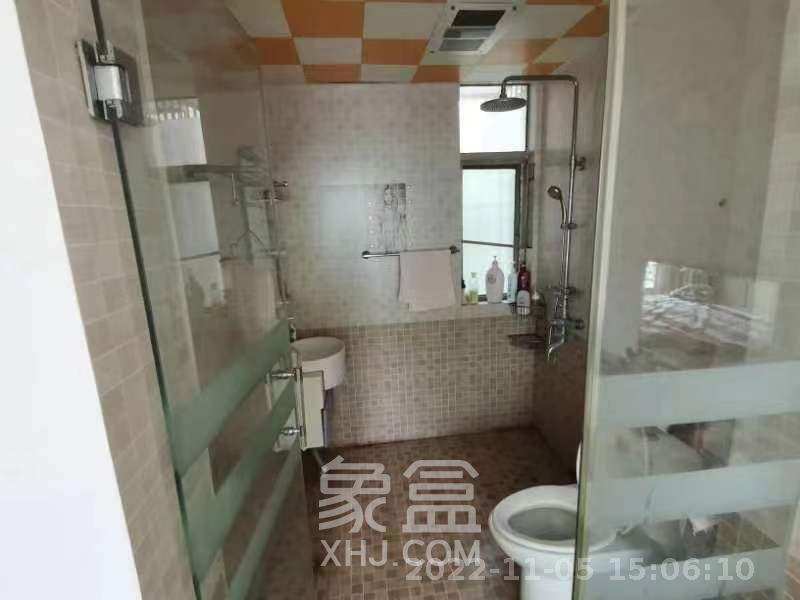 麓谷加州阳光 3室2厅2卫 2800.0元/月 麓谷加州阳光 3室2厅2卫 2800.0元/月室内图