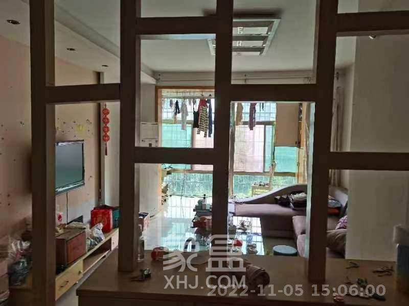 麓谷加州阳光 3室2厅2卫 2800.0元/月 麓谷加州阳光 3室2厅2卫 2800.0元/月室内图