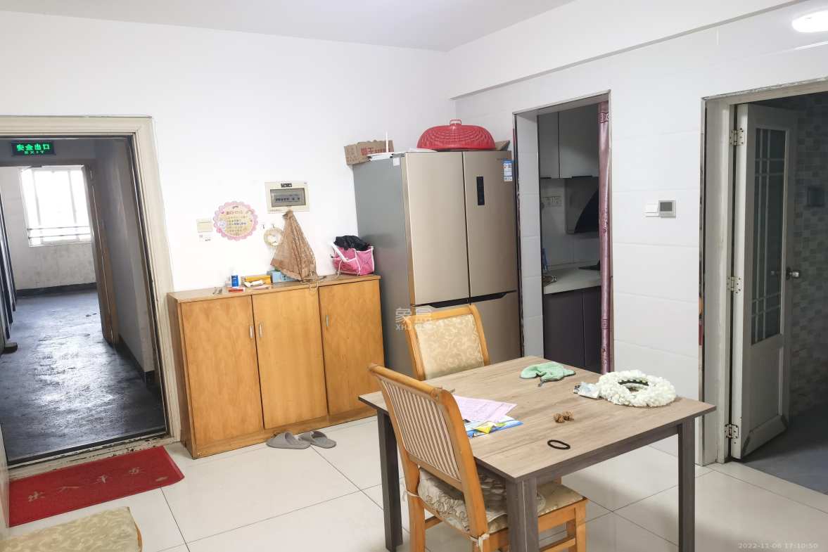 旭日东升  2室1厅1卫    2500.0元/月室内图