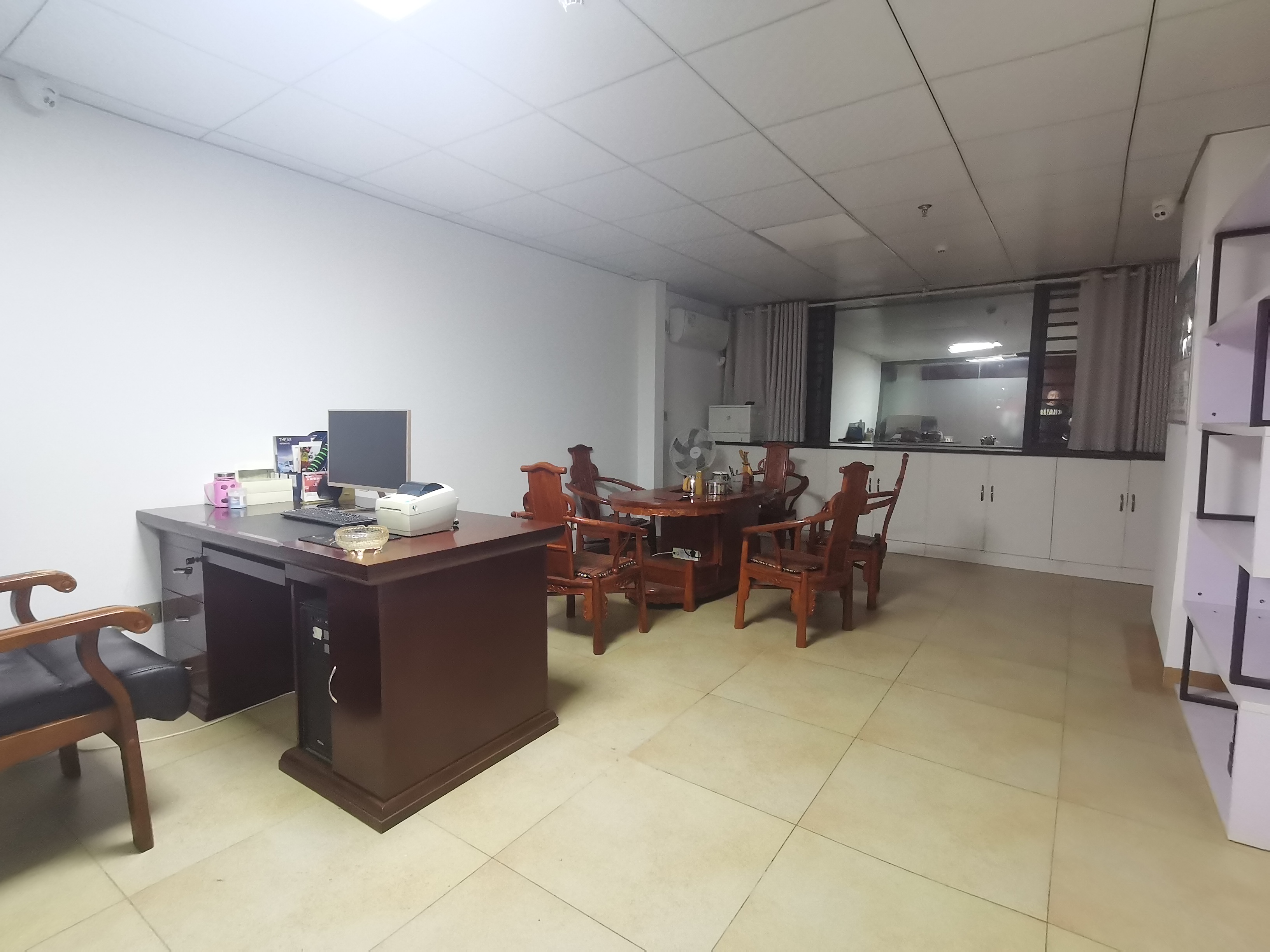 九圆大厦   200.0㎡      5500.0元/月室内图