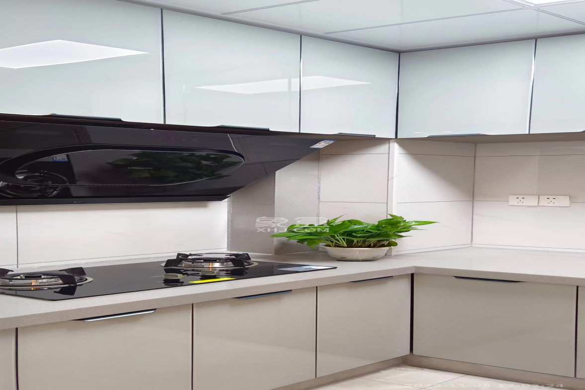 智达佳园  3室2厅2卫   2500.00元/月 智达佳园  3室2厅2卫   2500.00元/月室内图