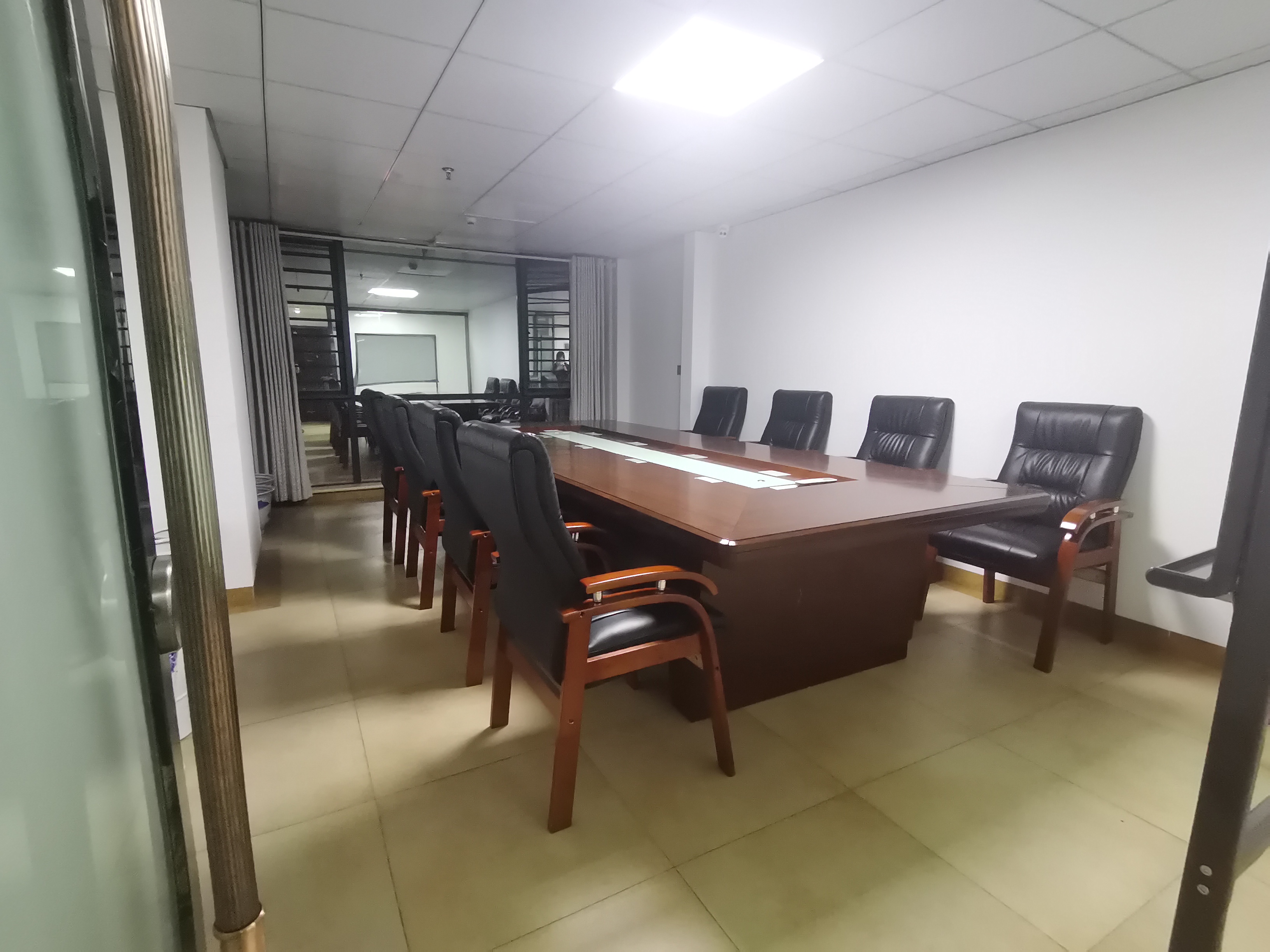 九圆大厦   200.0㎡      5500.0元/月室内图