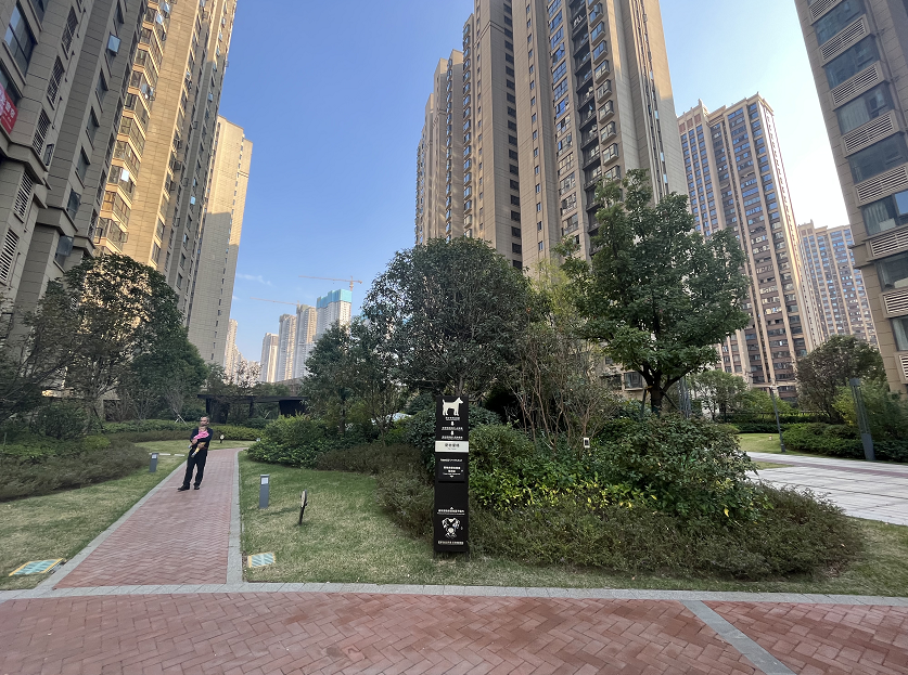 阳光城尚东湾青柠园  3室2厅1卫   2700.00元/月小区图