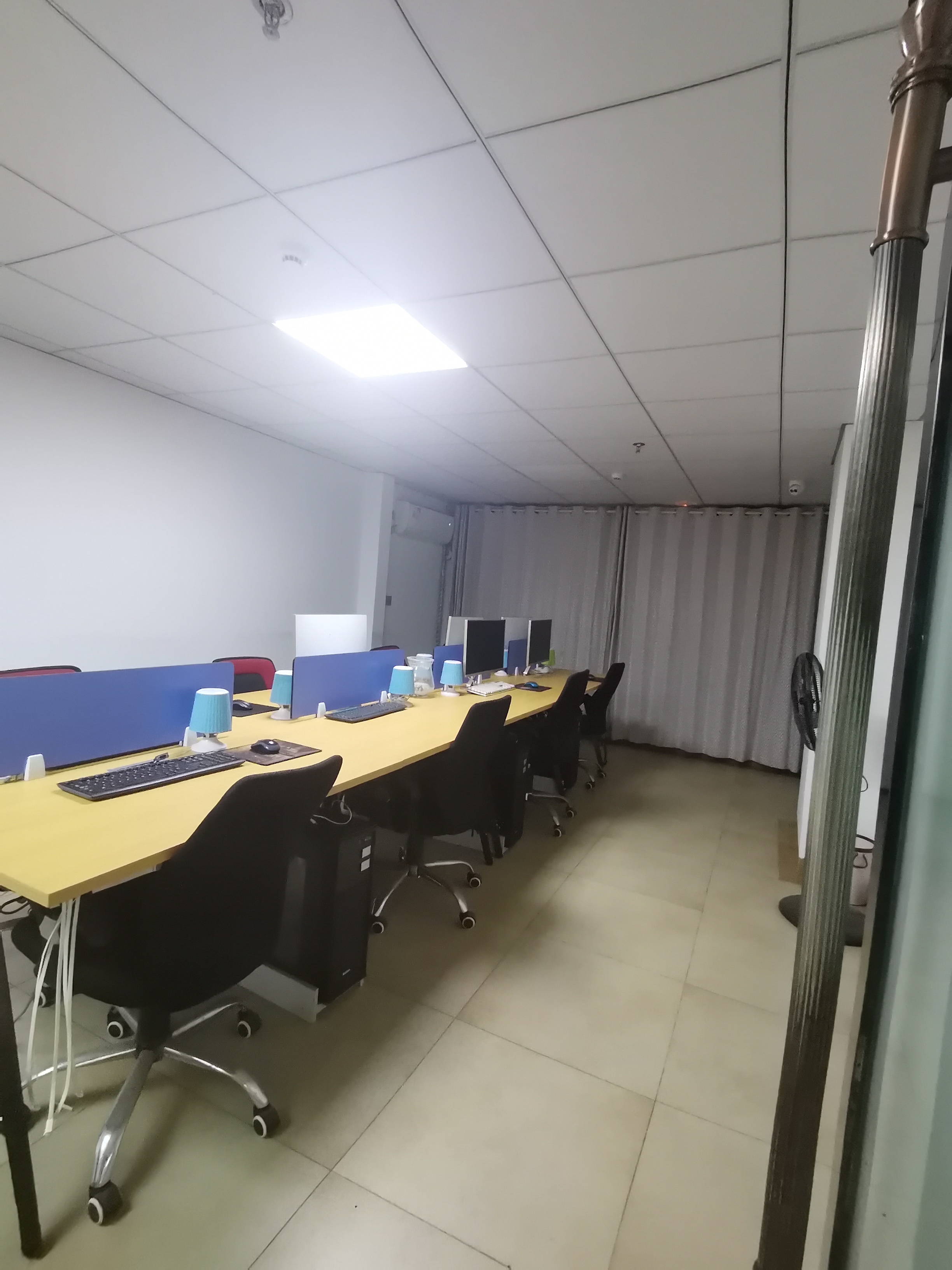 九圆大厦   200.0㎡      5500.0元/月室内图