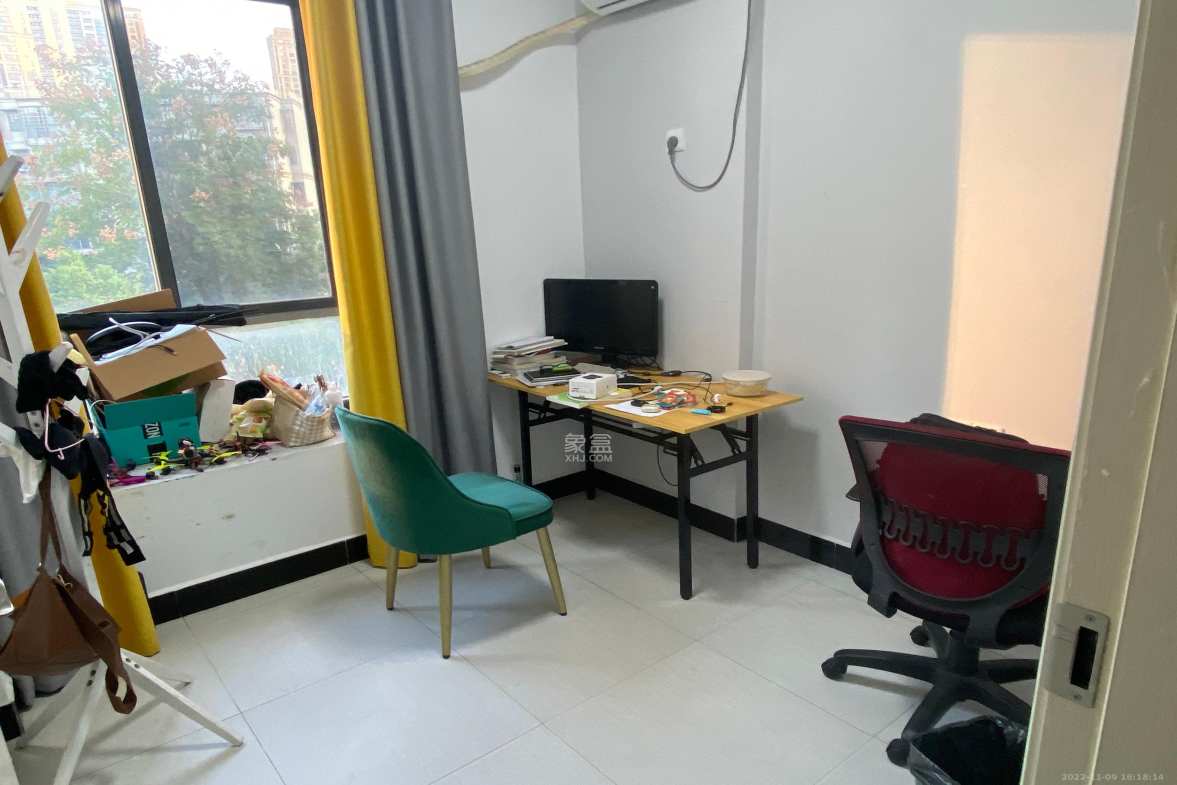 靳江明珠  3室2厅2卫    2100.0元/月室内图