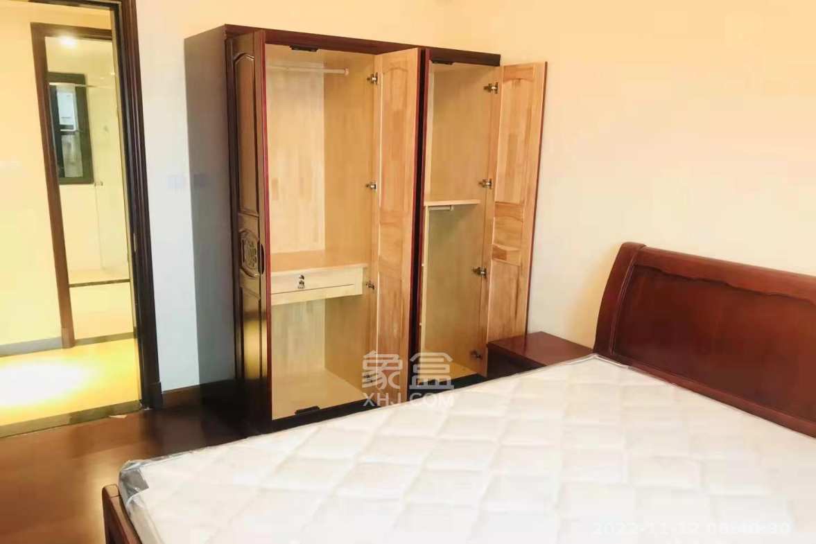 恒大御景半岛锦绣苑  3室2厅2卫    3500.0元/月室内图