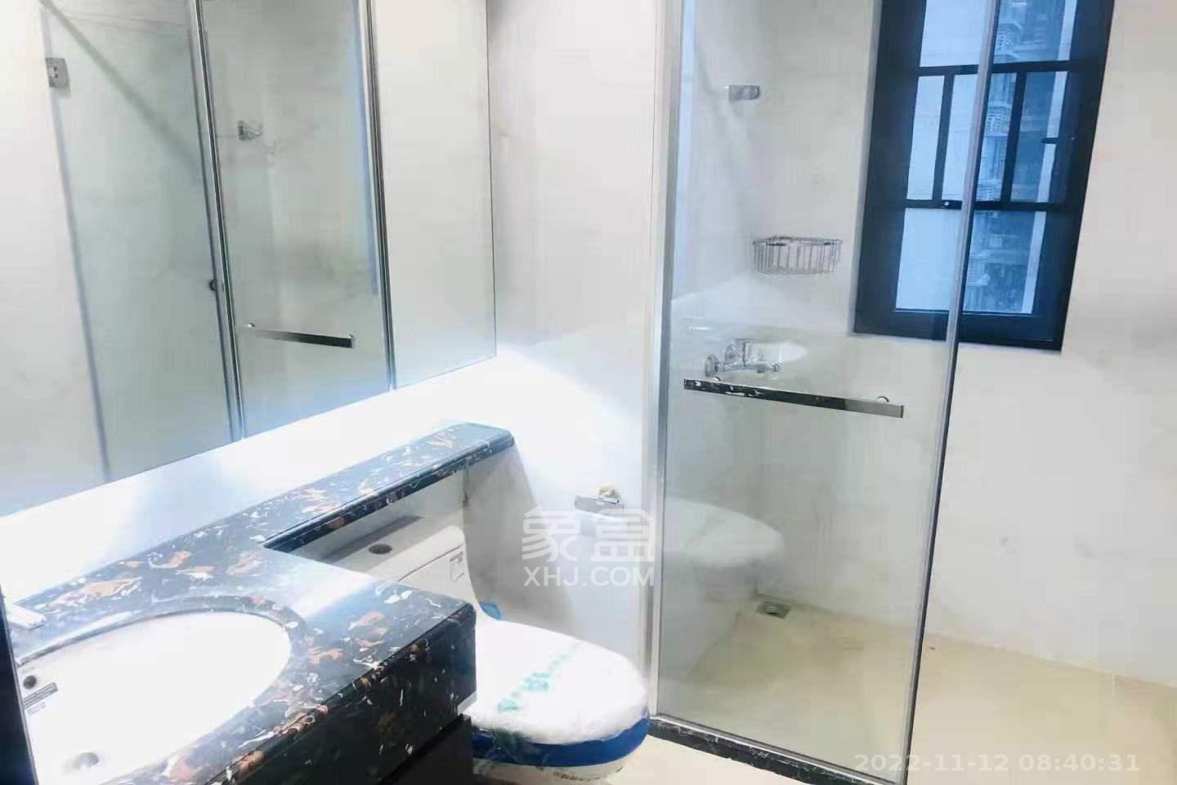 恒大御景半岛锦绣苑  3室2厅2卫    3500.0元/月室内图