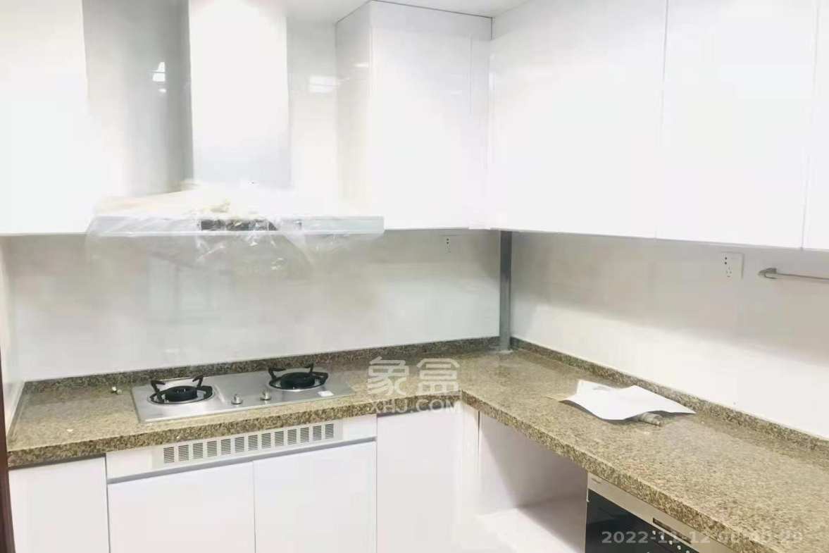 恒大御景半岛锦绣苑  3室2厅2卫    3500.0元/月室内图
