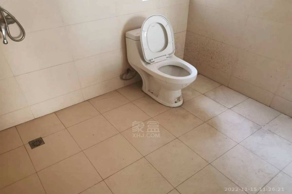 东湖小区  3室2厅1卫   1500.00元/月室内图