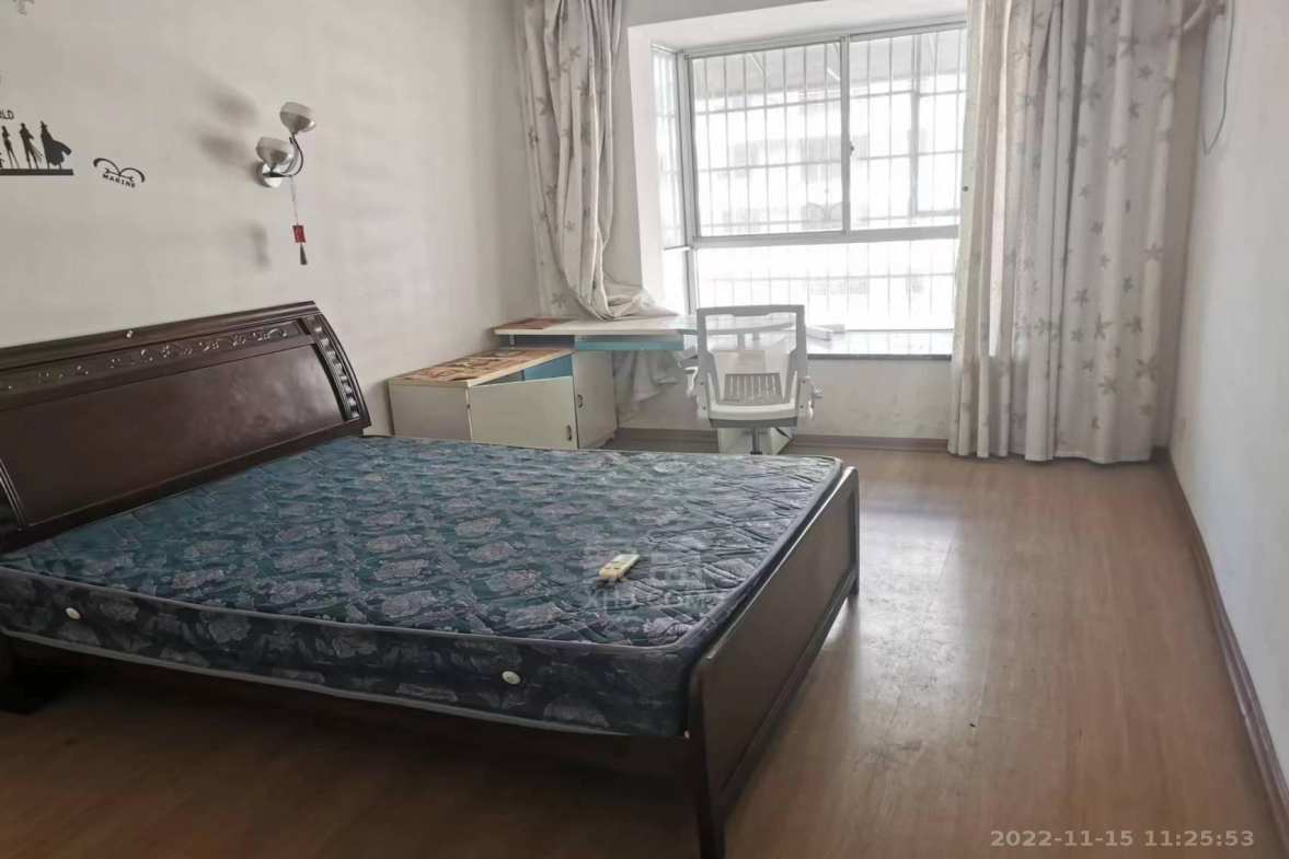 东湖小区  3室2厅1卫   1500.00元/月室内图