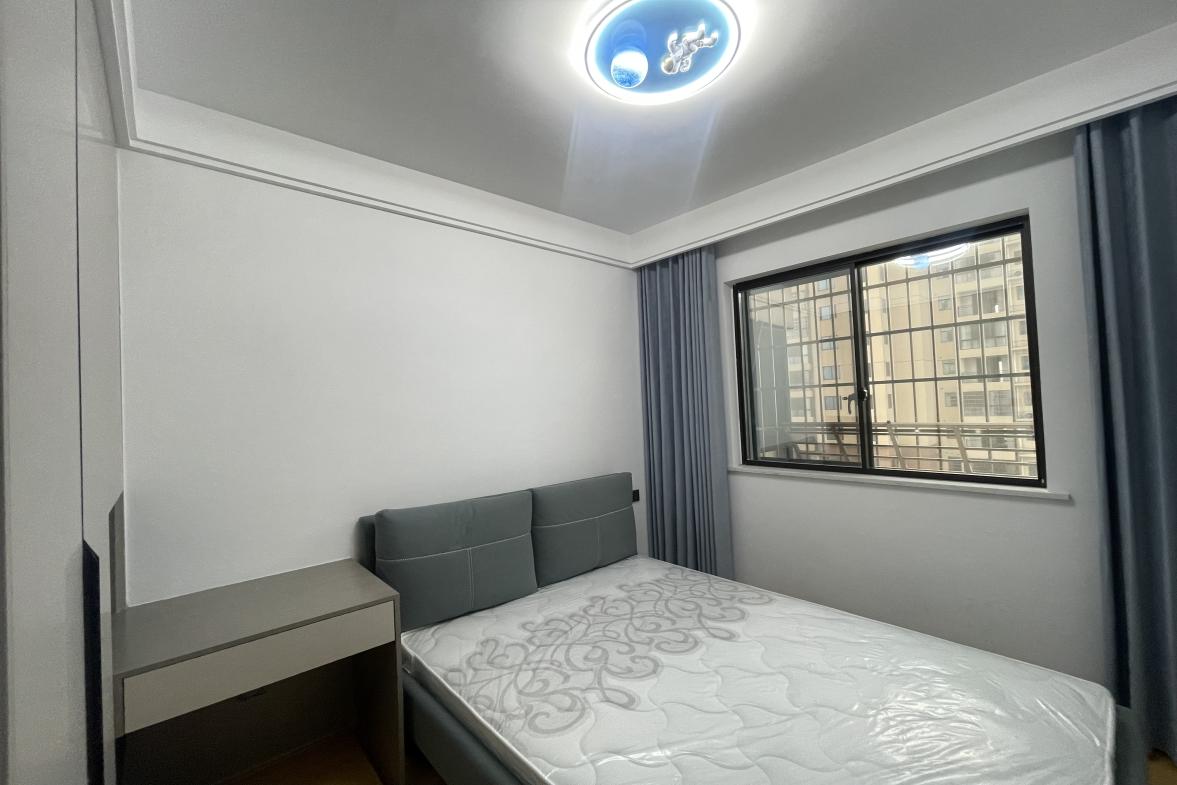 天邦海弘轩 3室2厅2卫 2500.00元/月 天邦海弘轩 3室2厅2卫 2500.00元/月室内图