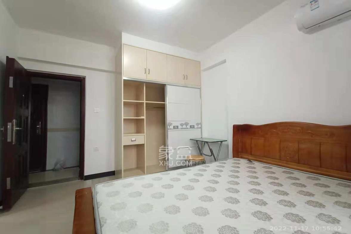 金富星城  3室2厅1卫   1000.00元/月室内图