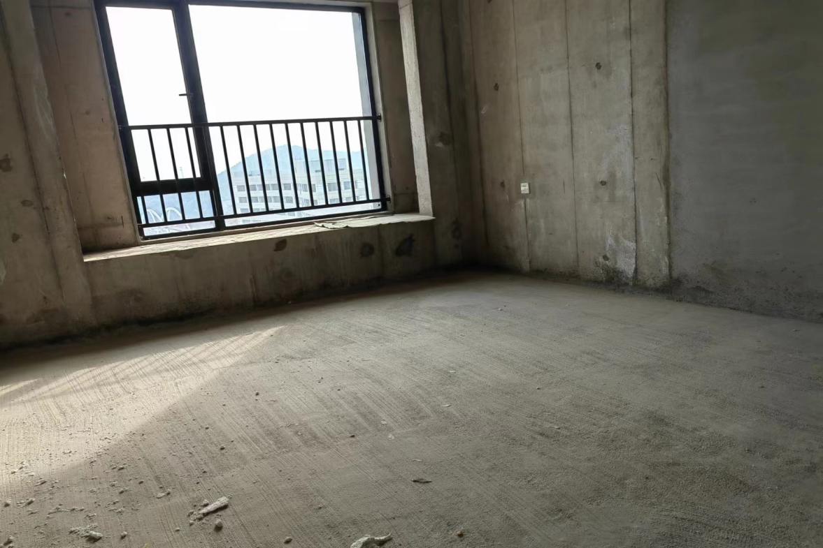 荣盛碧桂园铂悦府  4室2厅2卫   159.00万室内图1