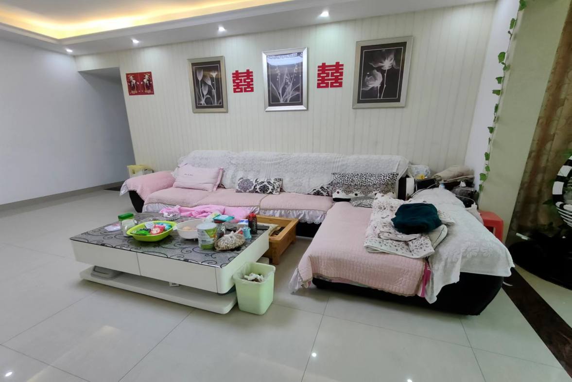鹏利广场  3室2厅2卫   72.00万室内图
