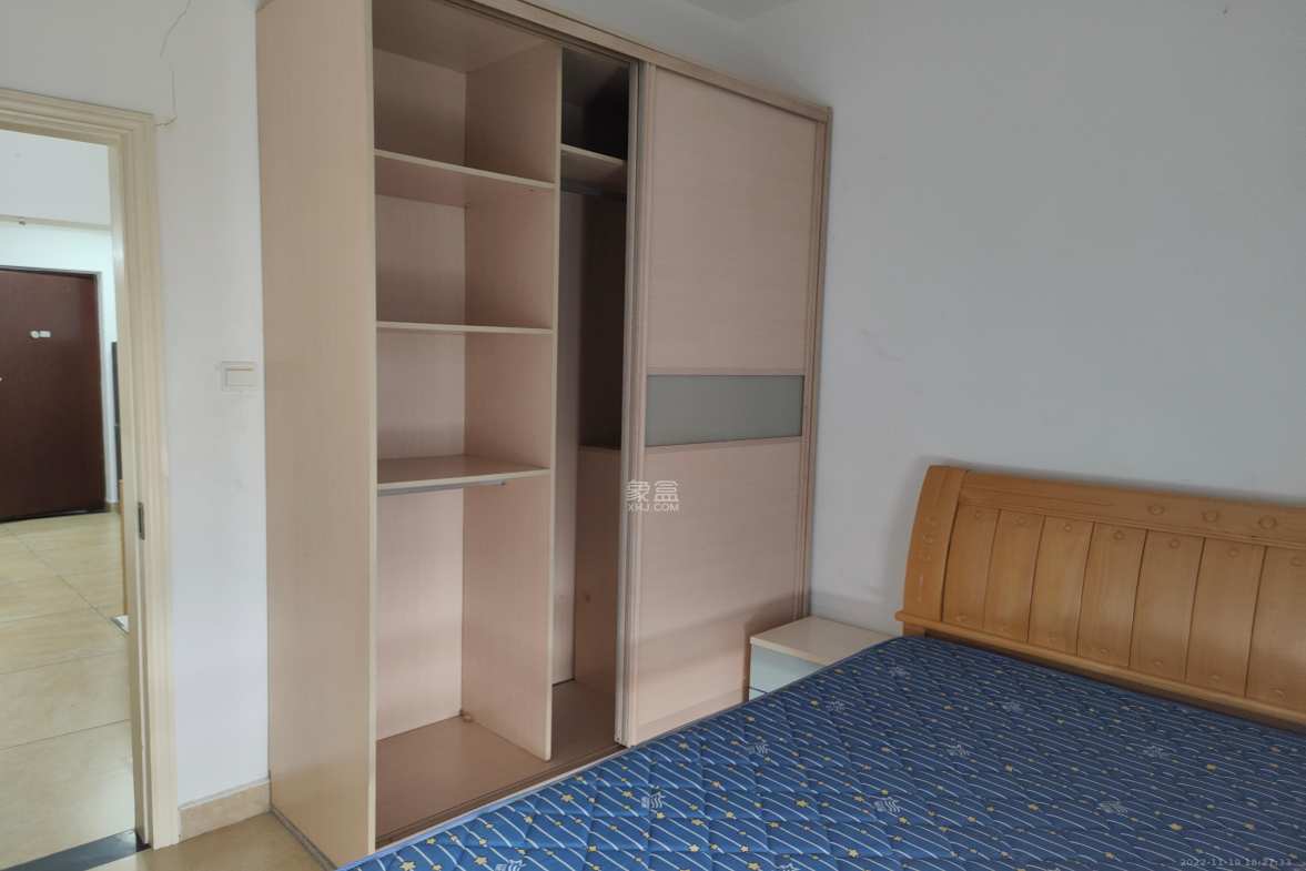 鑫远熙山  1室1厅1卫    1300.0元/月室内图