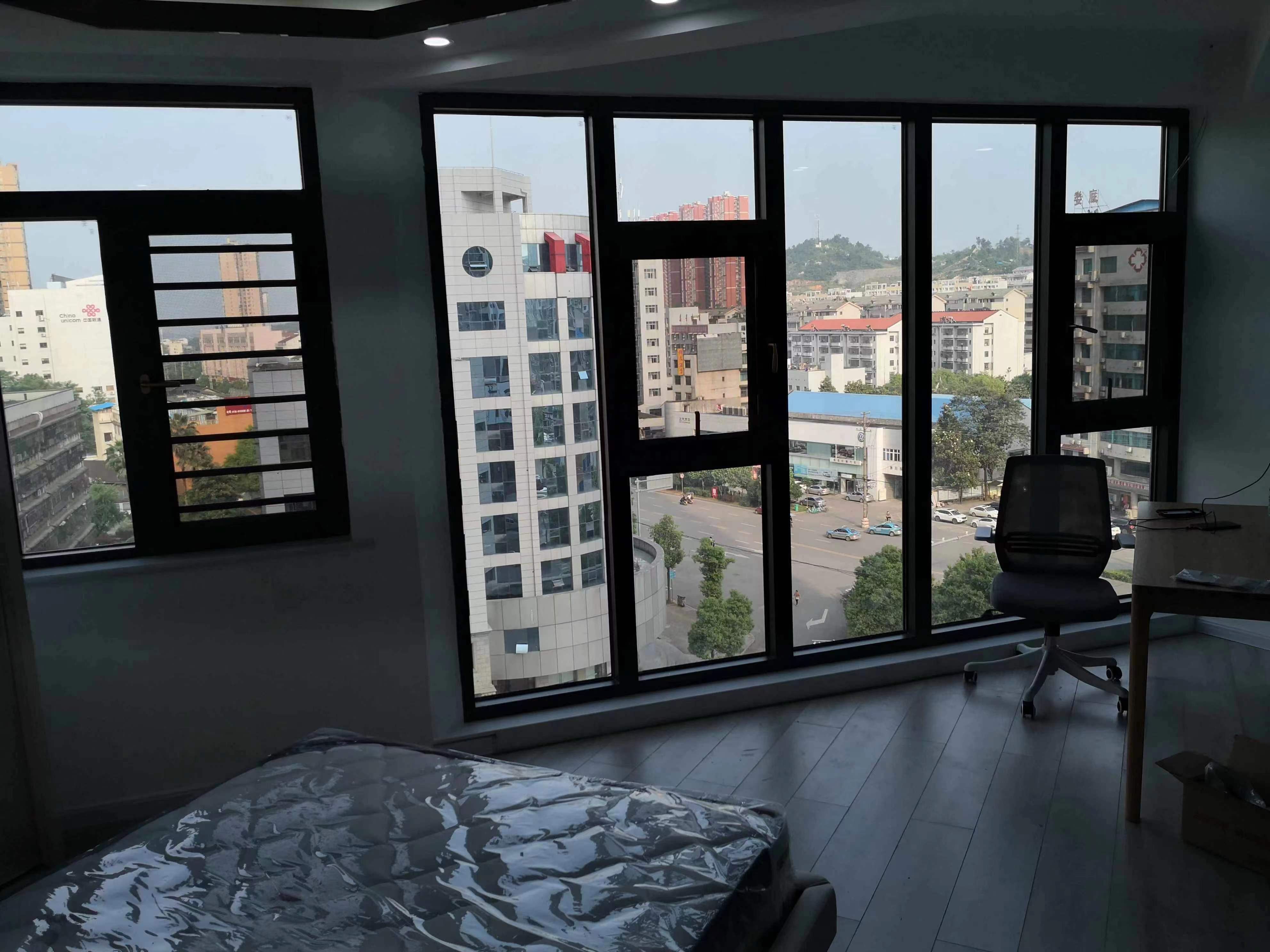 金色阳光  1室1厅1卫    46.0万