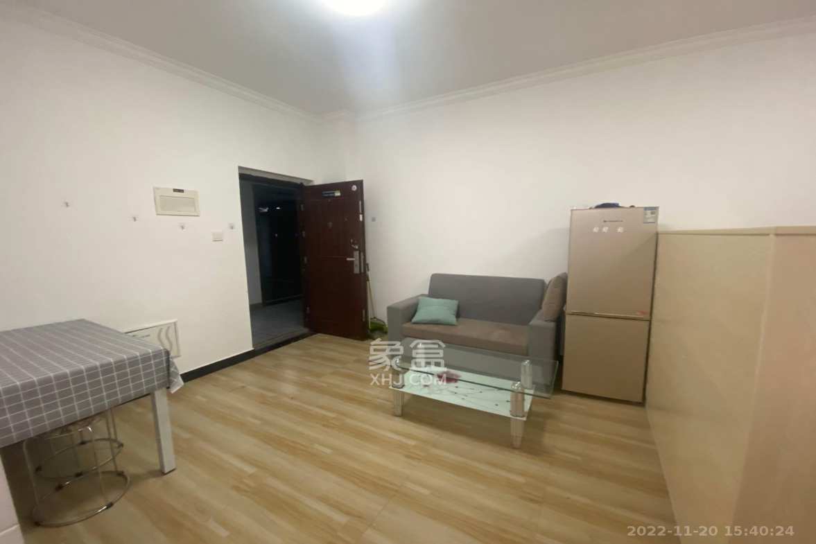 博林云栖  1室1厅1卫    1600.0元/月室内图