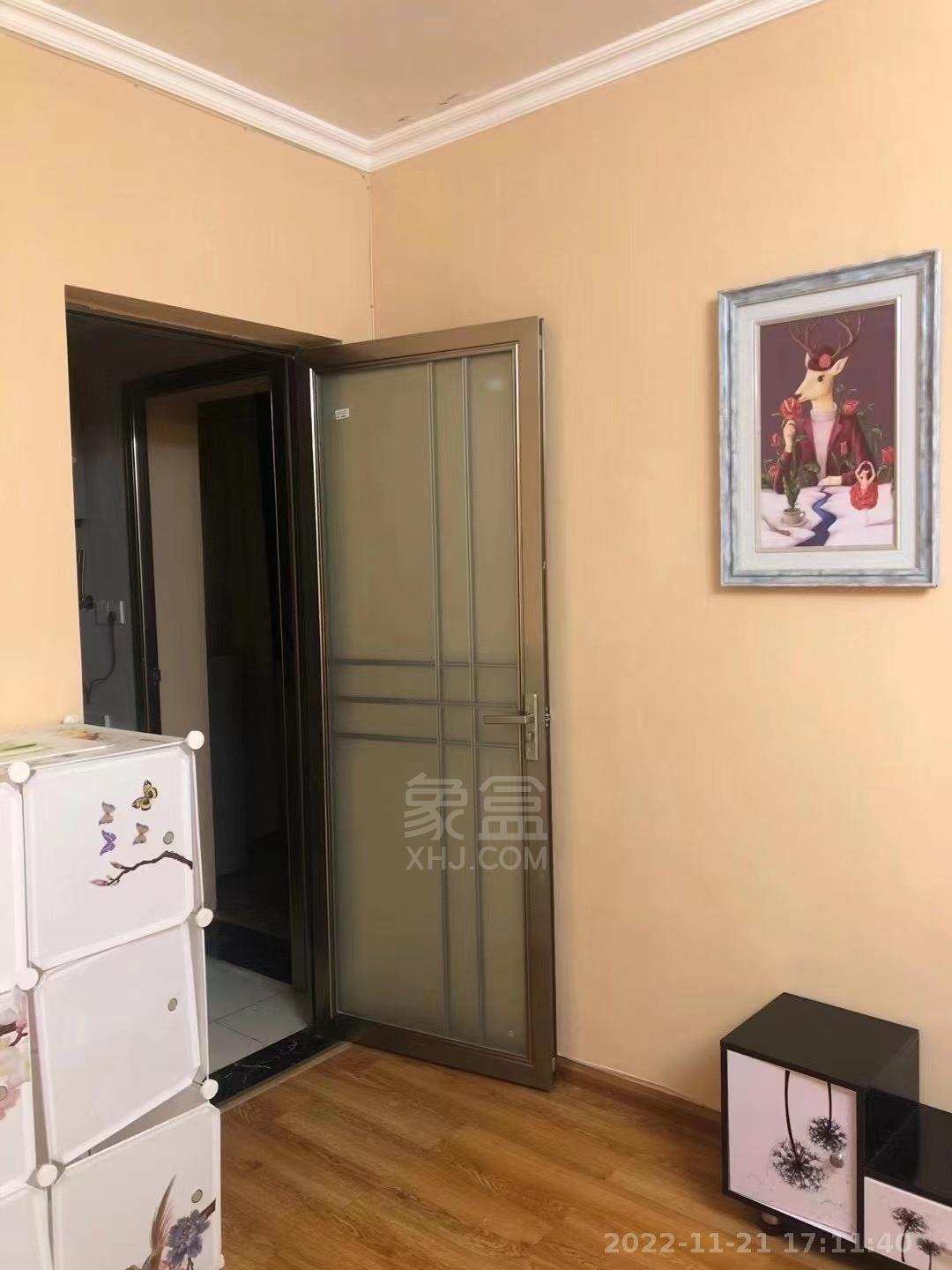 东方花园  1室1厅1卫   1500.00元/月室内图