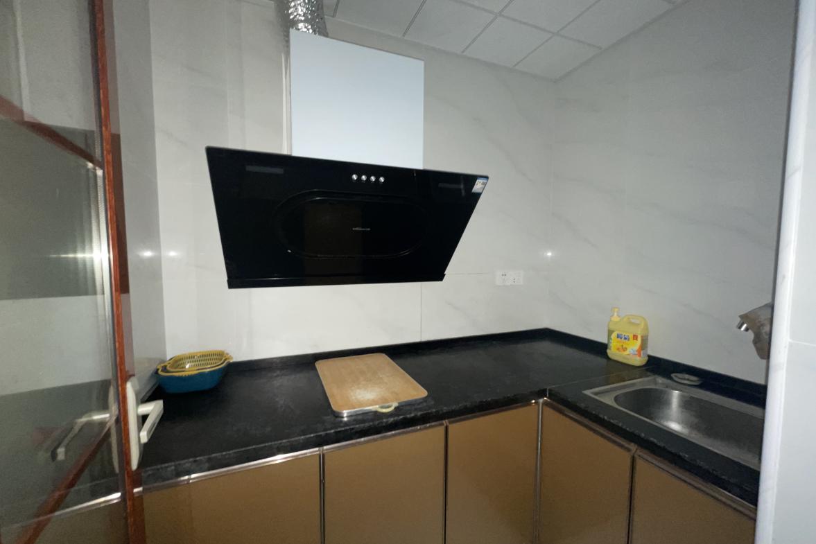 长湖小区 2室2厅1卫 1400.0元/月 长湖小区 2室2厅1卫 1400.0元/月室内图