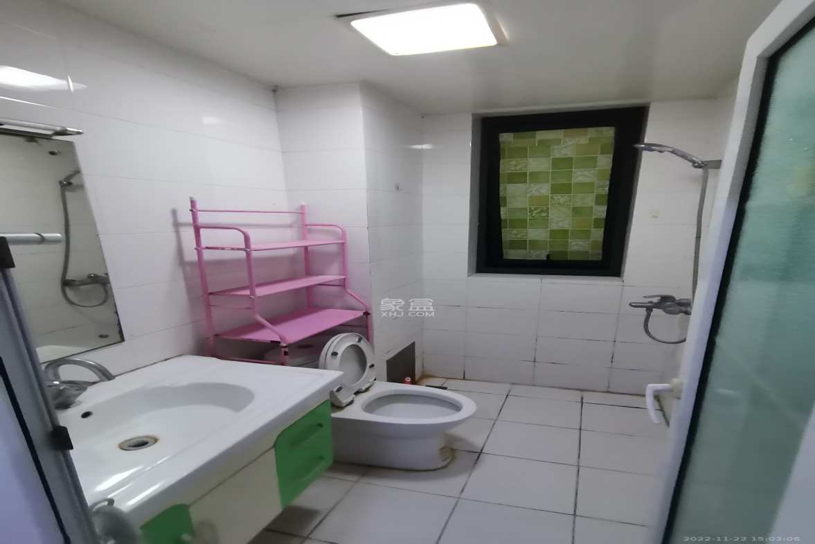 中天广场  1室1厅1卫    2400.0元/月室内图