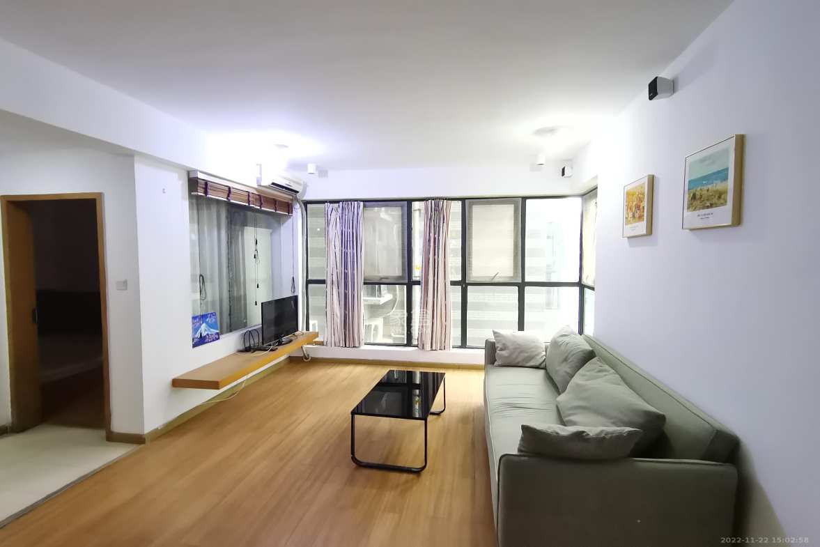 中天广场  1室1厅1卫    2400.0元/月室内图