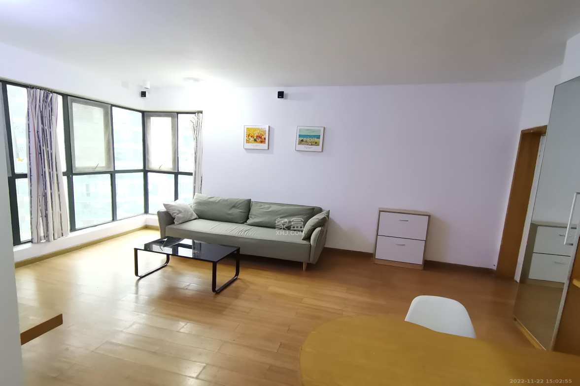 中天广场  1室1厅1卫    2400.0元/月室内图