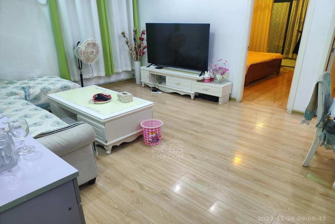 摩登摩天  2室1厅1卫    1600.0元/月室内图
