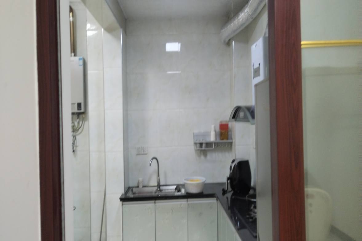 三元社区 3室1厅1卫 1500.00元/月 三元社区 3室1厅1卫 1500.00元/月室内图