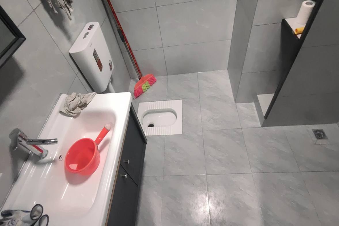 金钟大雁城  1室1厅1卫   1900.00元/月室内图