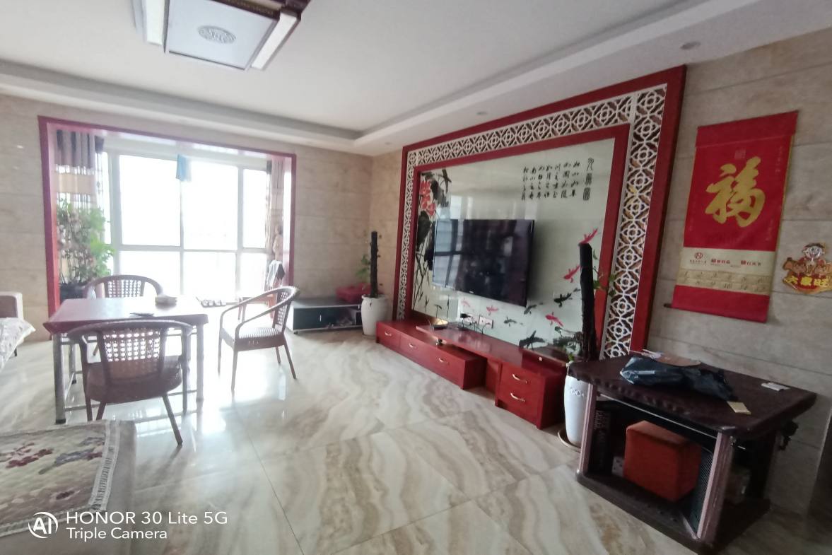 景明佳园  3室2厅2卫    94.8万 景明佳园  3室2厅2卫    94.8万客厅