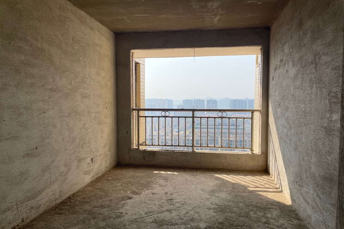 御景花园小区(娄底）  3室2厅2卫    55.8万客厅