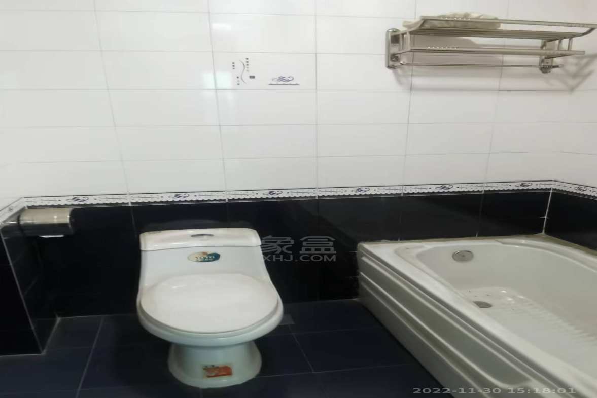 水玻璃宿舍 4室2厅2卫 1100.00元/月 水玻璃宿舍 4室2厅2卫 1100.00元/月室内图