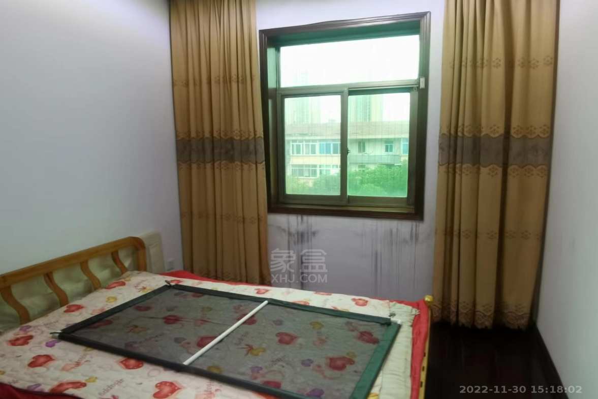 水玻璃宿舍 4室2厅2卫 1100.00元/月 水玻璃宿舍 4室2厅2卫 1100.00元/月室内图