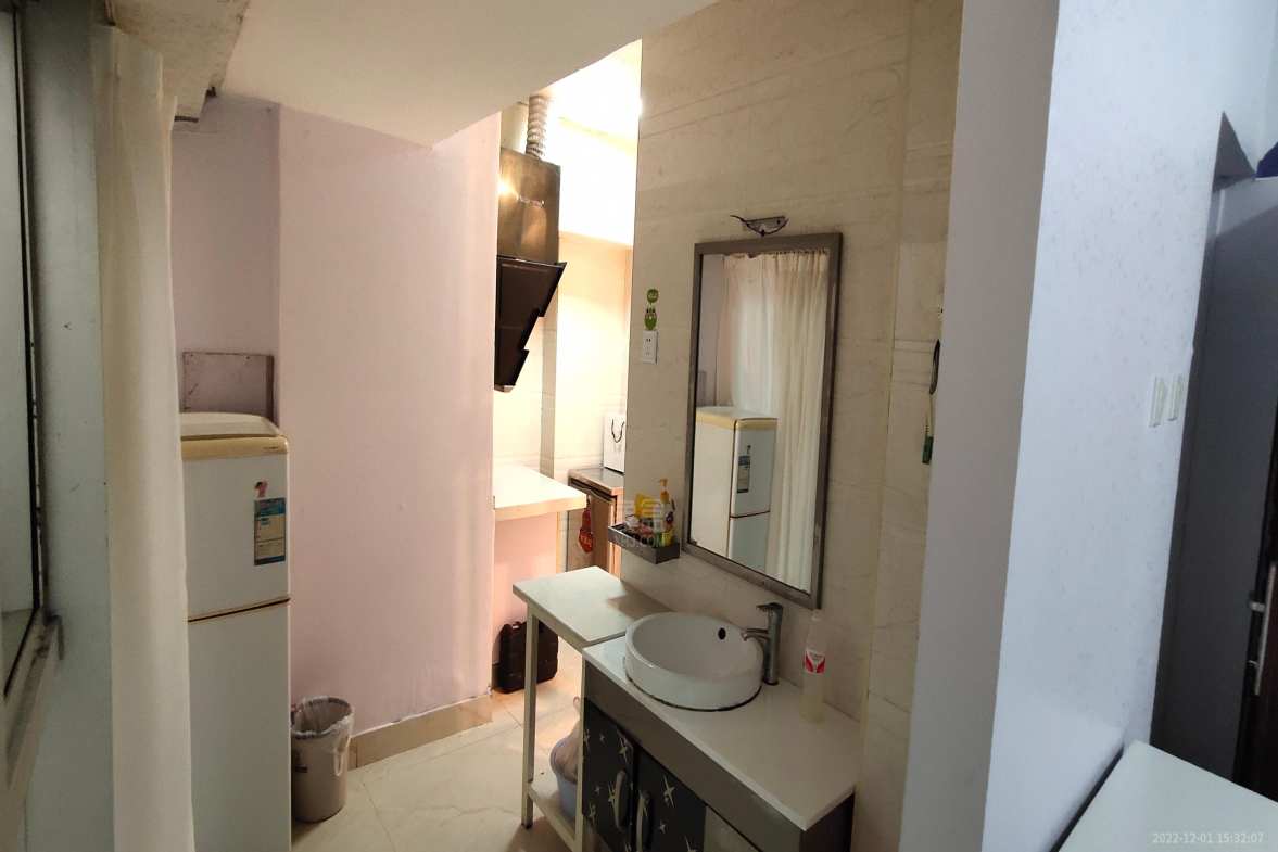 金轮时代广场 1室1厅1卫 1300.00元/月 金轮时代广场 1室1厅1卫 1300.00元/月室内图