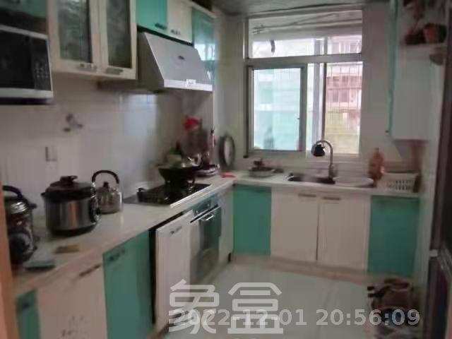 白沙花园  4室2厅1卫    3200.0元/月室内图