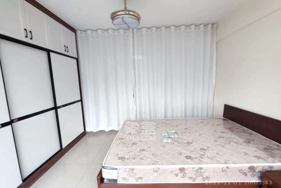 金碧文华  1室1厅1卫    1800.0元/月室内图