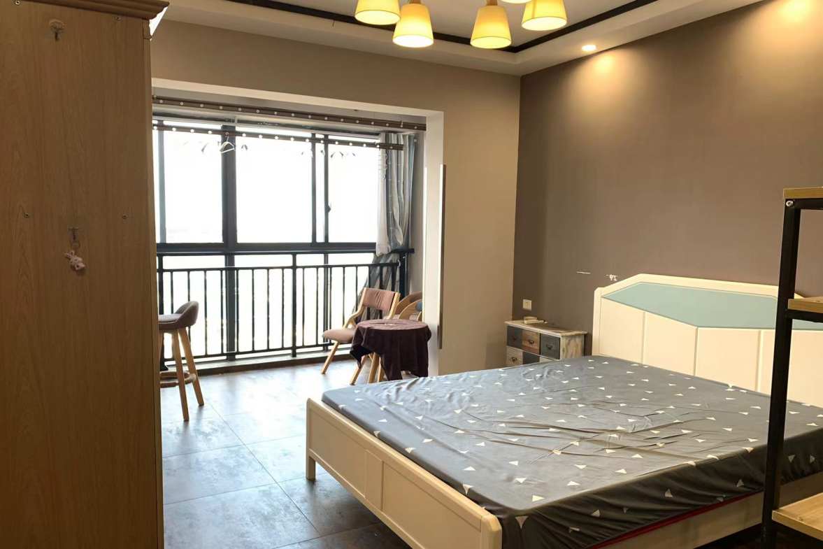 梓山湖领御  1室1厅1卫   1500.00元/月室内图
