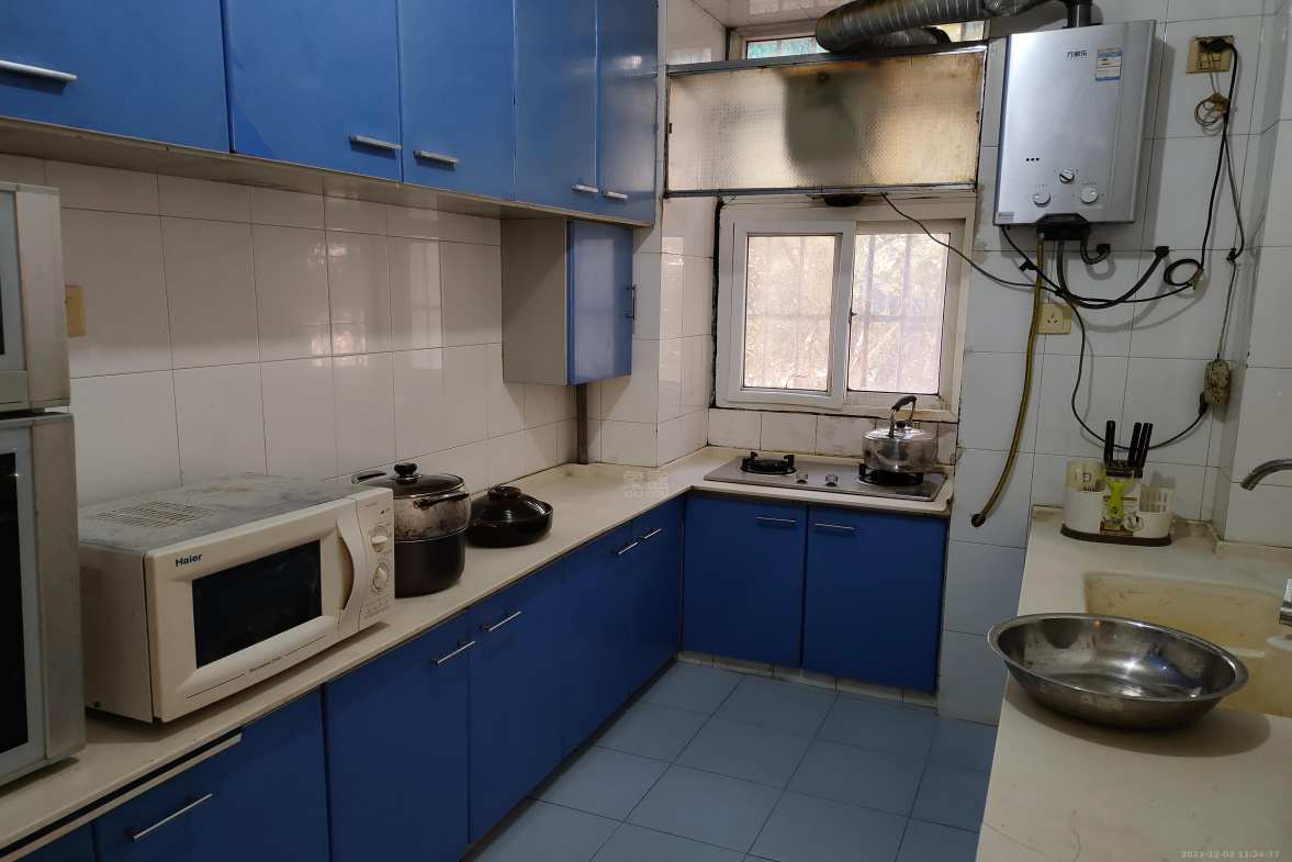 钻石家园  3室2厅2卫    1500.0元/月 钻石家园  3室2厅2卫    1500.0元/月室内图