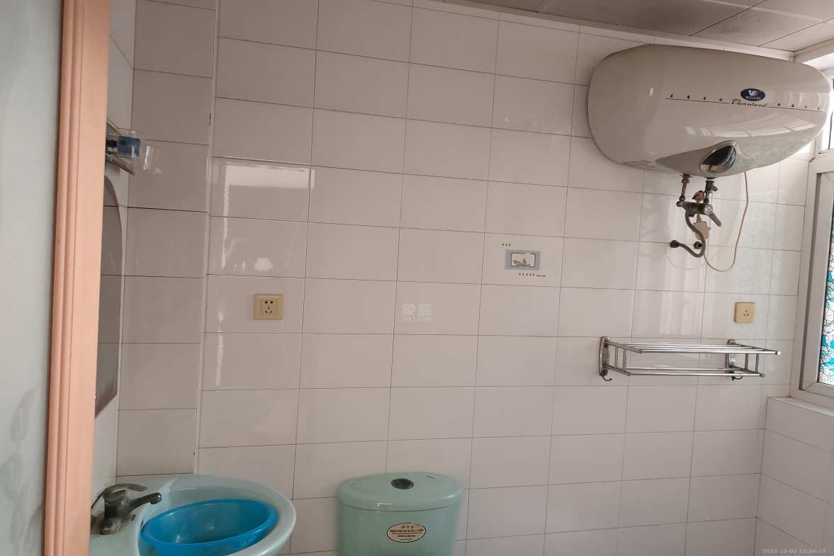 钻石家园  3室2厅2卫    1500.0元/月 钻石家园  3室2厅2卫    1500.0元/月室内图