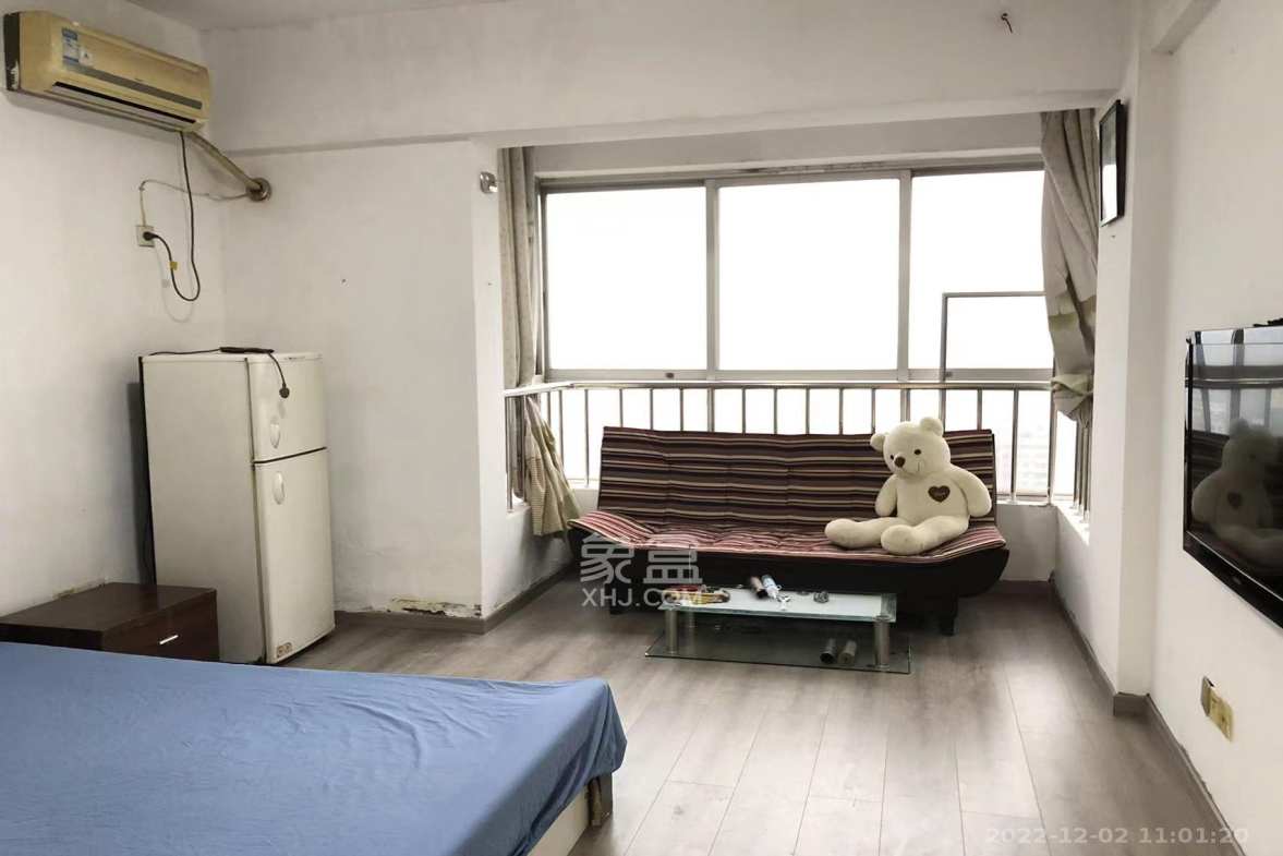 锦华时代  1室1厅1卫    1300.0元/月室内图