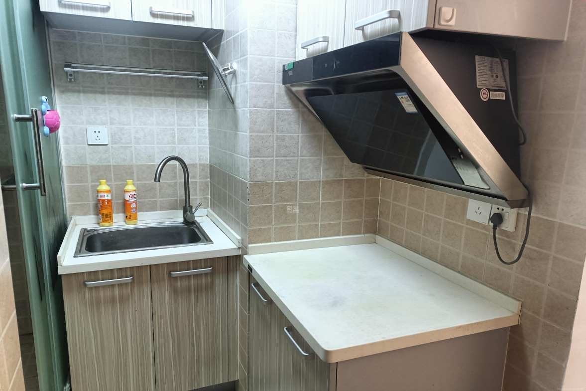 芒果天地(芒果雅苑) 1室1厅1卫 1600.0元/月 芒果天地(芒果雅苑) 1室1厅1卫 1600.0元/月室内图