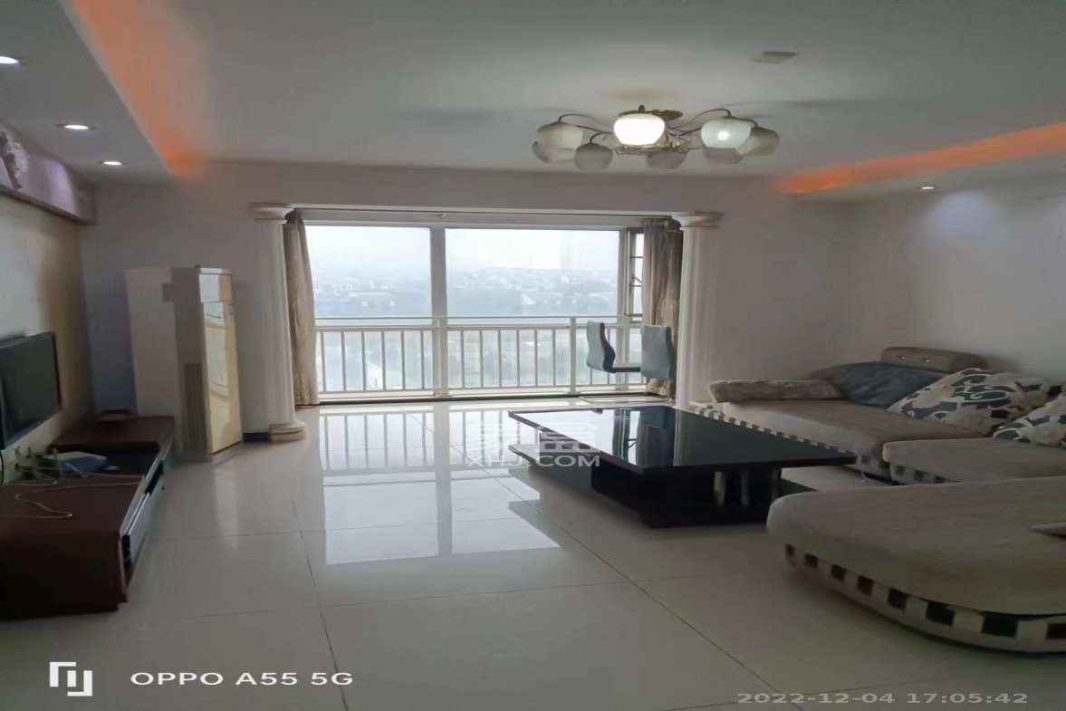 恒广国际景园 3室2厅2卫 2500.0元/月 恒广国际景园 3室2厅2卫 2500.0元/月室内图