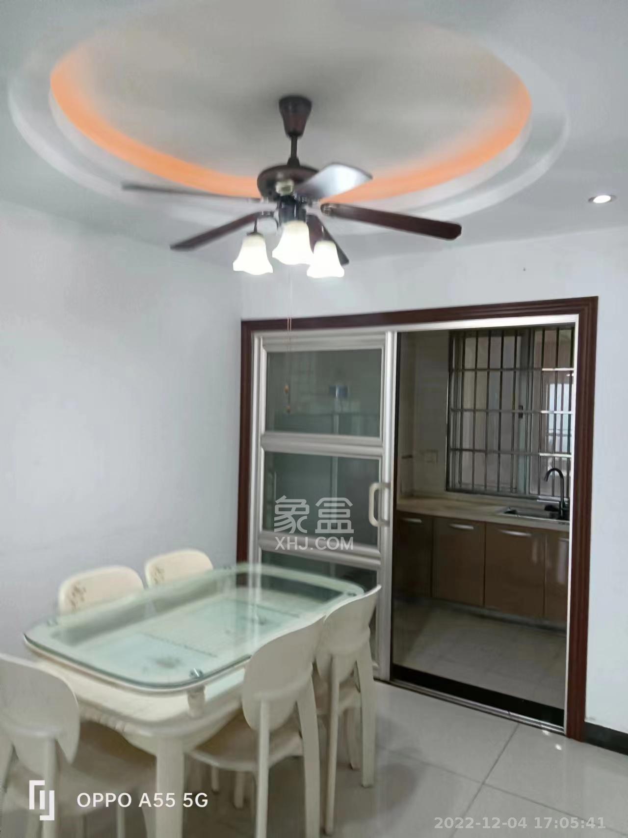 恒广国际景园 3室2厅2卫 2500.0元/月