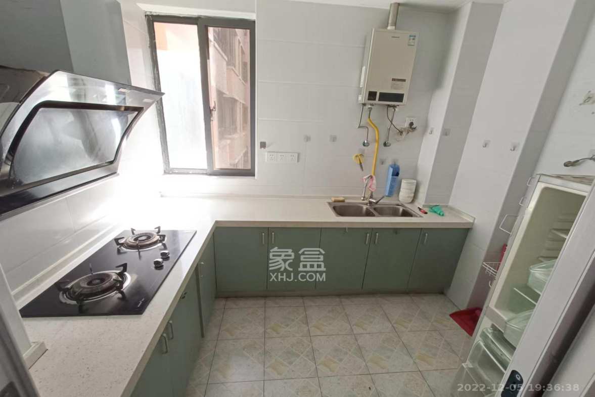保利天心嘉园  3室2厅1卫    2500.0元/月室内图