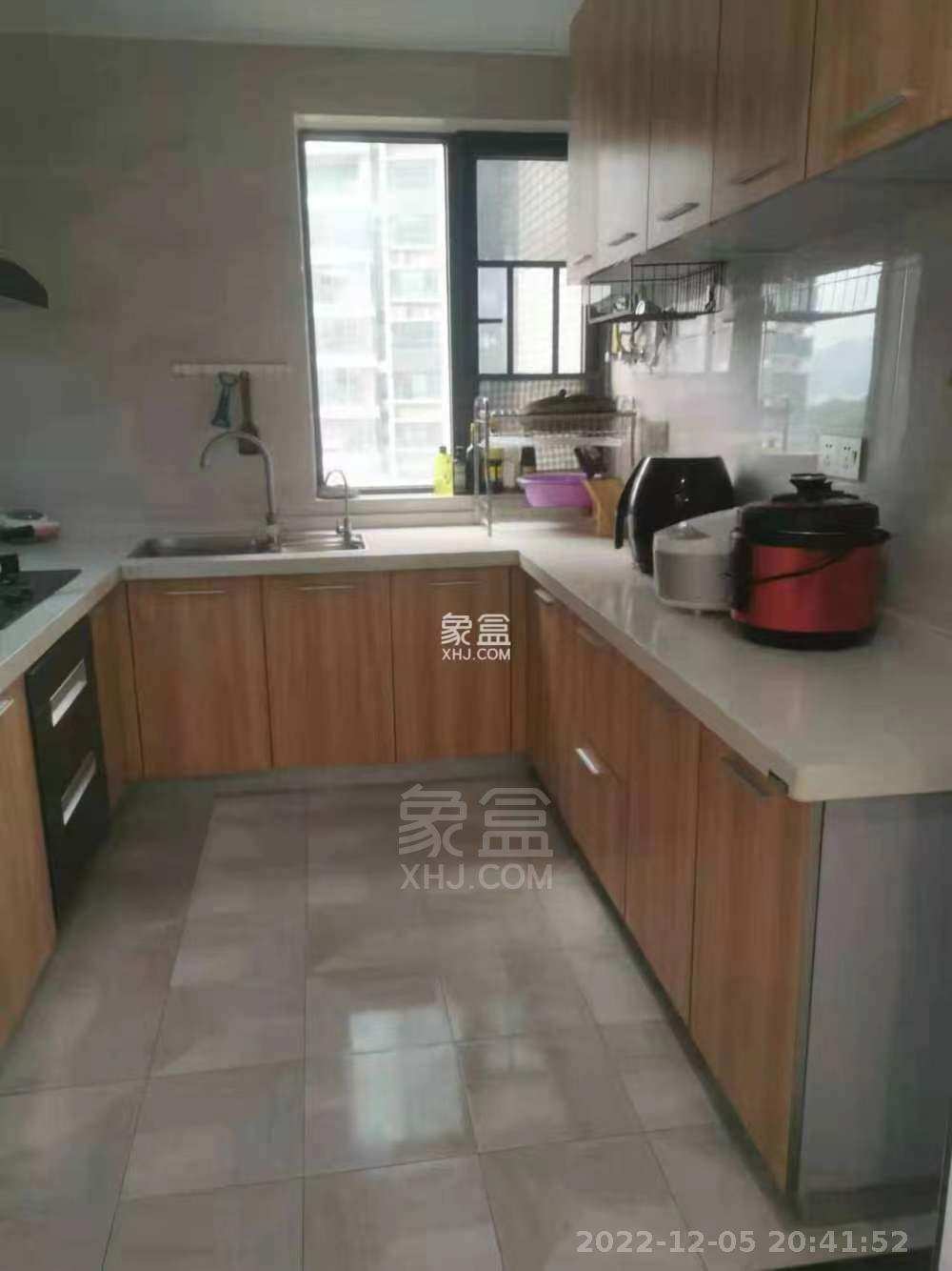 美的城一期 3室2厅1卫 2300.00元/月 美的城一期 3室2厅1卫 2300.00元/月室内图